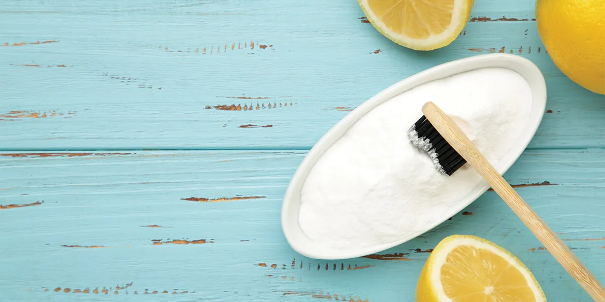 32679 brushing teeth baking soda