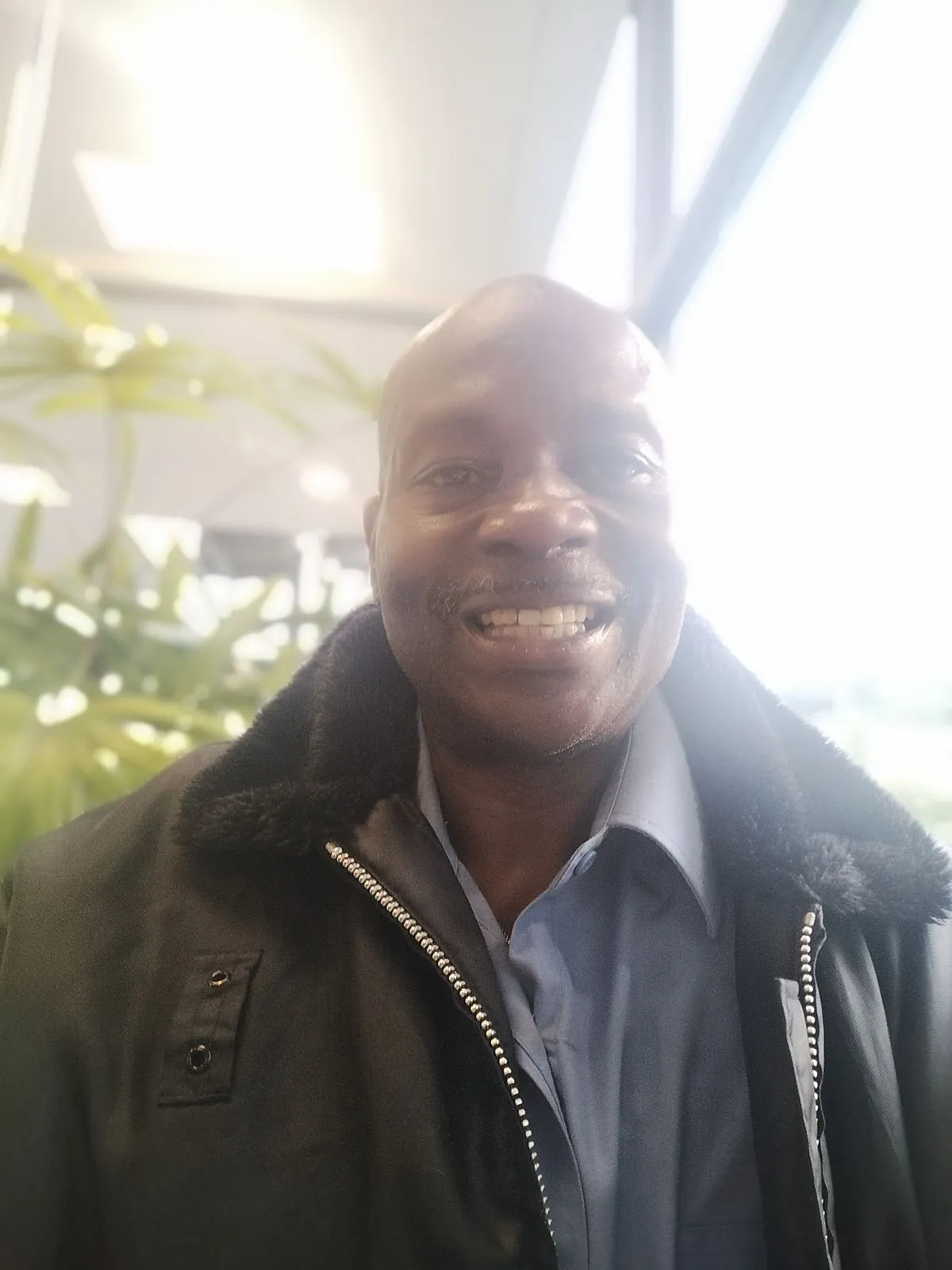 32787 toothpaste whitening facebook image6