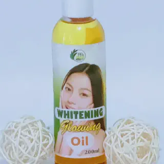 /img/32856-herbal-whitening-oil-glowing-skin.webp